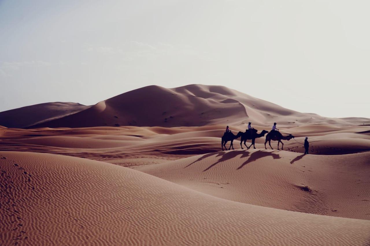 Tourza Desert Camp "Tents With Heating" Merzouga Exteriör bild