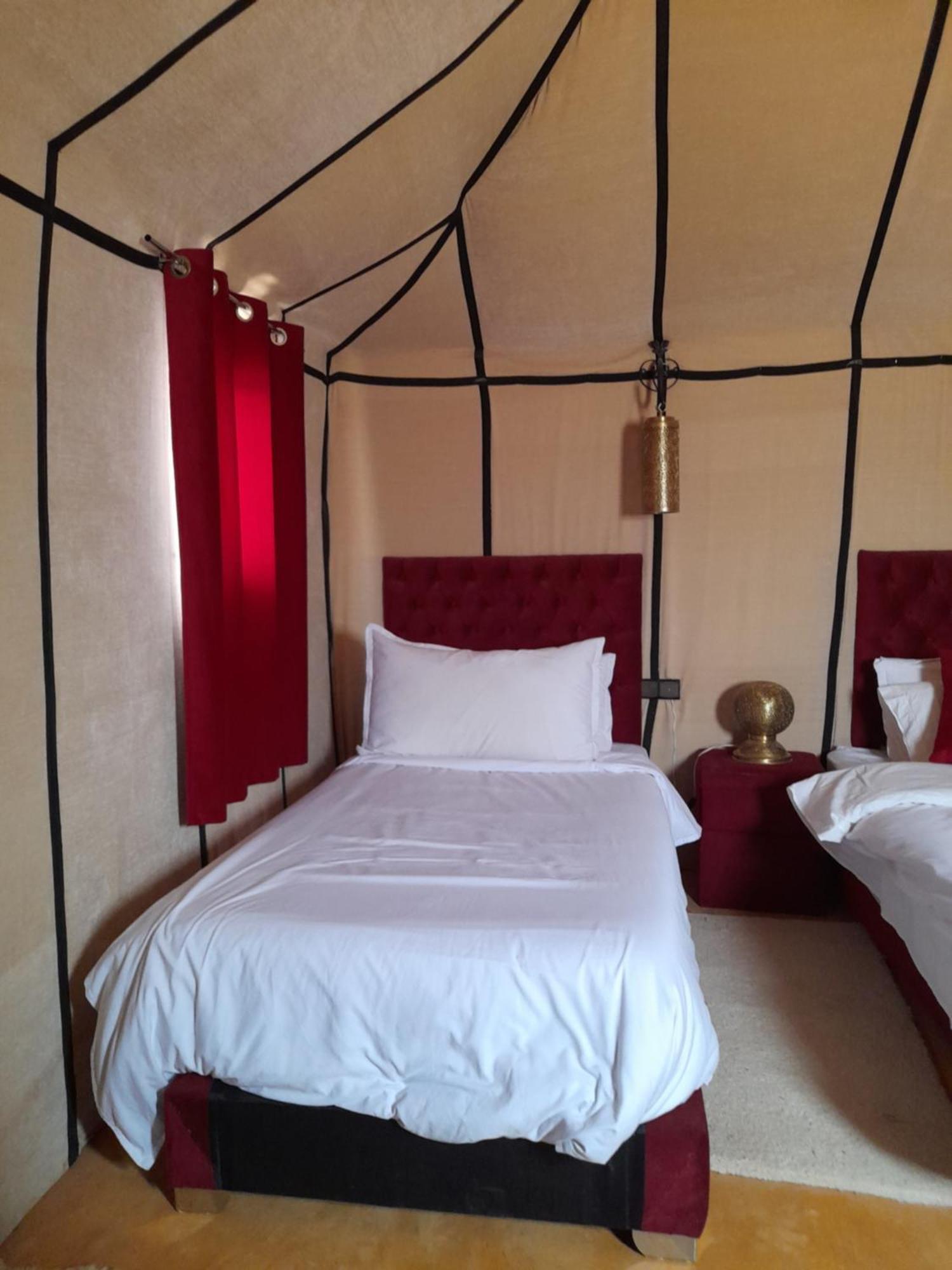 Tourza Desert Camp "Tents With Heating" Merzouga Exteriör bild